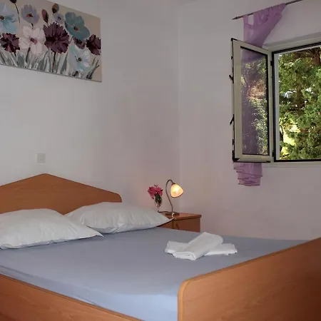 Zorana Apartment Mimice Exterior photo